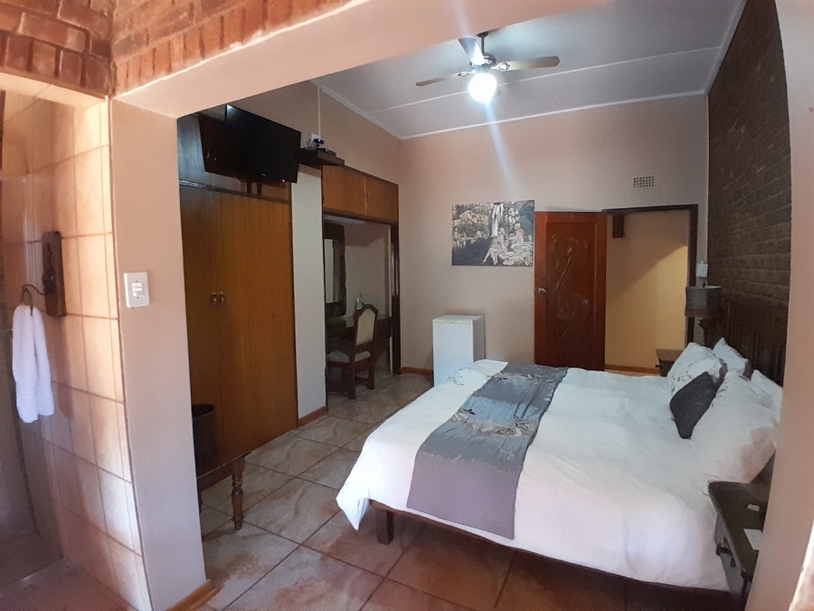 10 Bedroom Property for Sale in Kathu Northern Cape